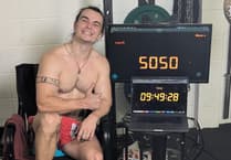 Tavistock gym fan beats pull-up record to become an internet star
