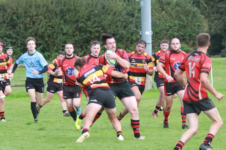 Tavistock's no. 8 Tom Brown breaks out vs Honiton